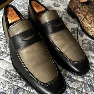 Kenneth Cole Reaction Black and Tan Loafers